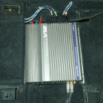 Amp for Front and Rear Speakers Amp for Front and Rear Speakers